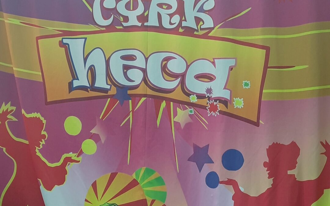 Cyrk Heca